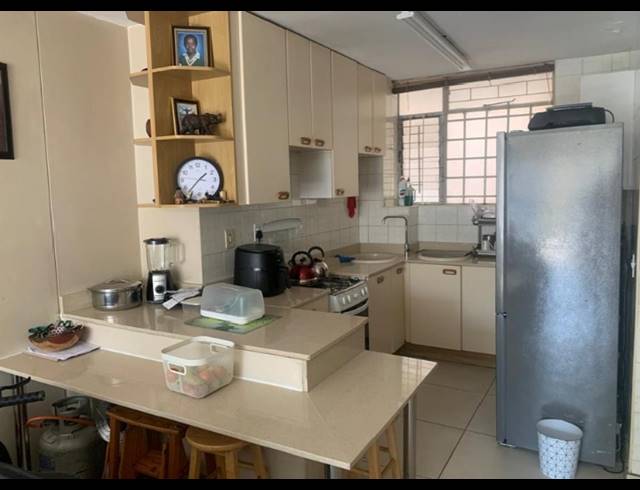 2 BEDROOM APARTMENT FOR SALE IN ARCADIA